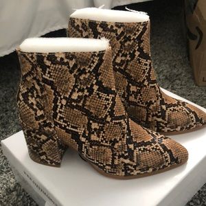 Steve Madden boots